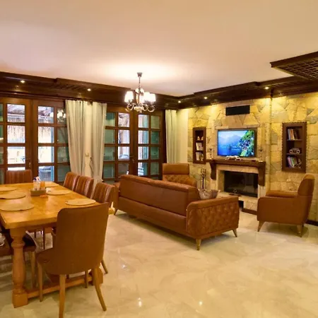Marmaris Camli Mahallesinde Luex Dizayn Edilmis Luxury Hotel